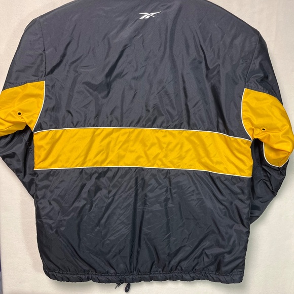 Iowa Hawkeye Reversible Jacket Reebok Mens XL - Picture 4 of 8